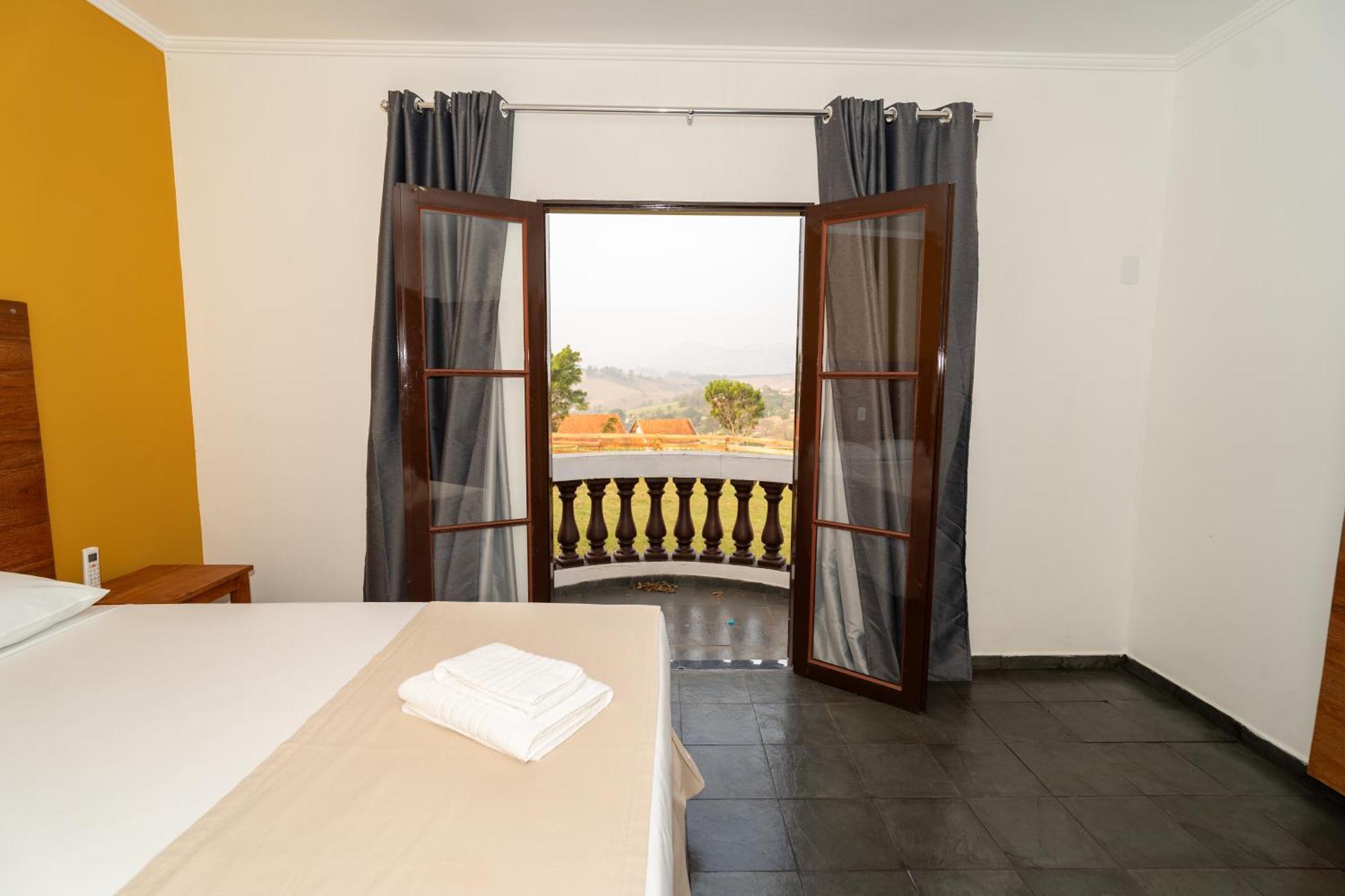 Hotel Dona Paschoalina 4*